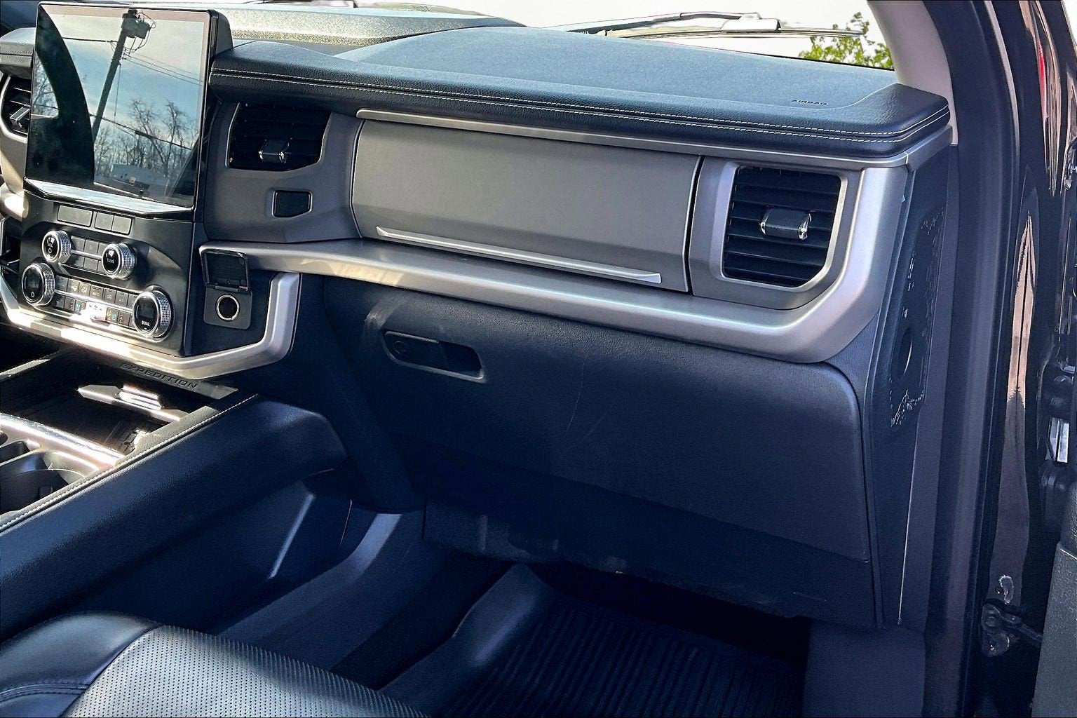 2022 Ford Expedition Max XLT