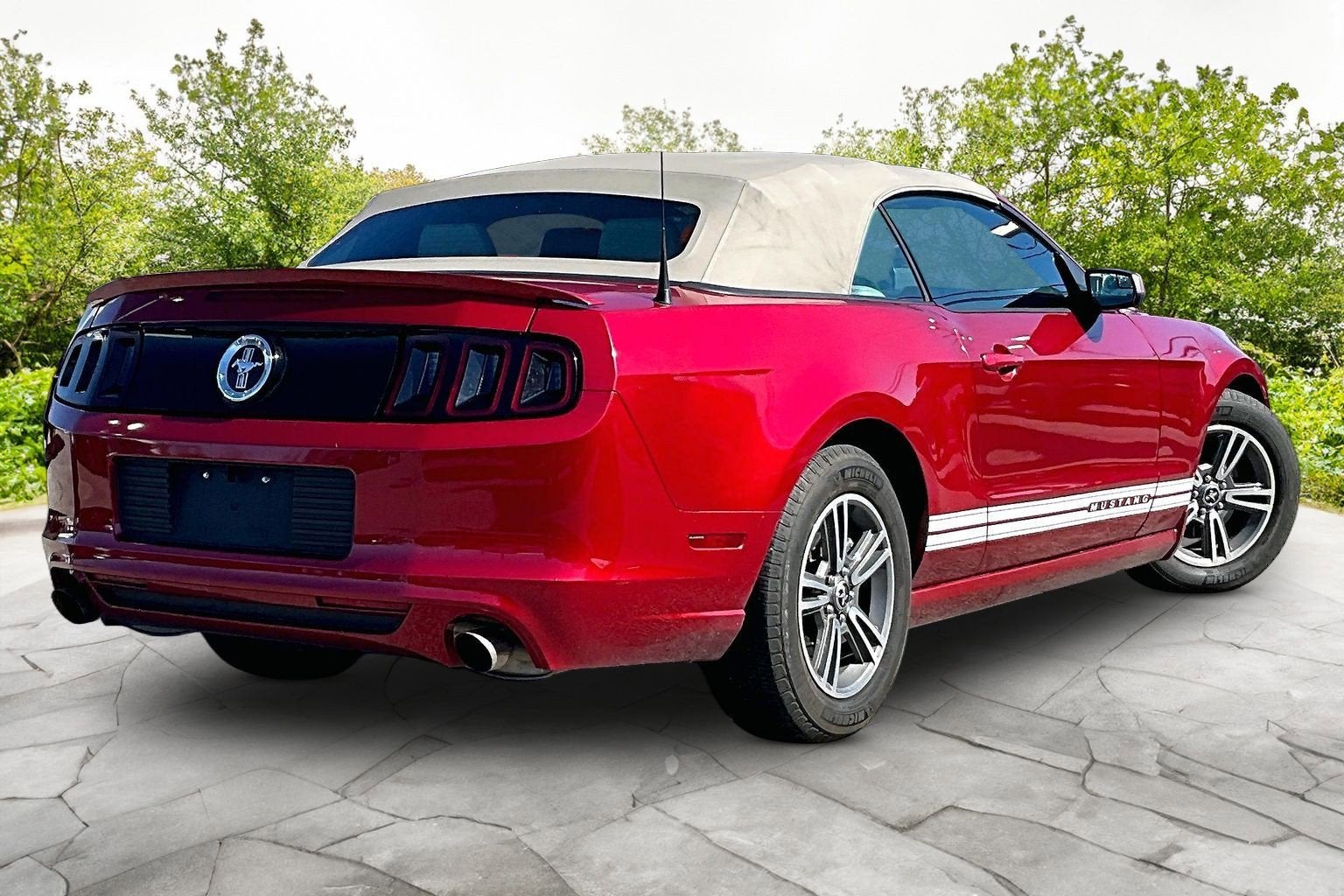 2013 Ford Mustang V6