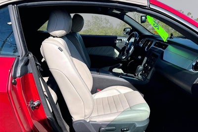 2013 Ford Mustang V6