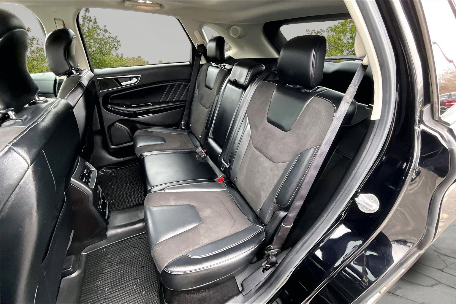 2017 Ford Edge Sport