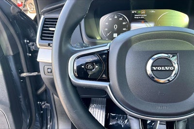 2022 Volvo XC90 Recharge Plug-In Hybrid R-Design