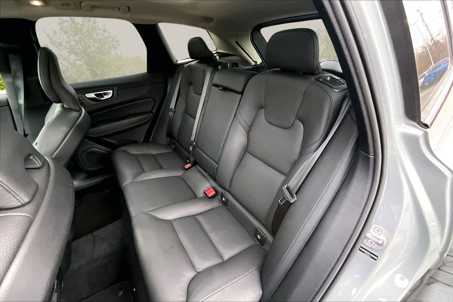 2025 Volvo XC60 Plus