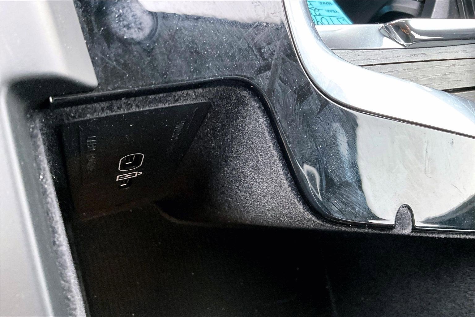 2025 Volvo XC60 Plus