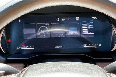 2023 Jeep Grand Cherokee L Summit V8 REAR ENTERTAINMENT