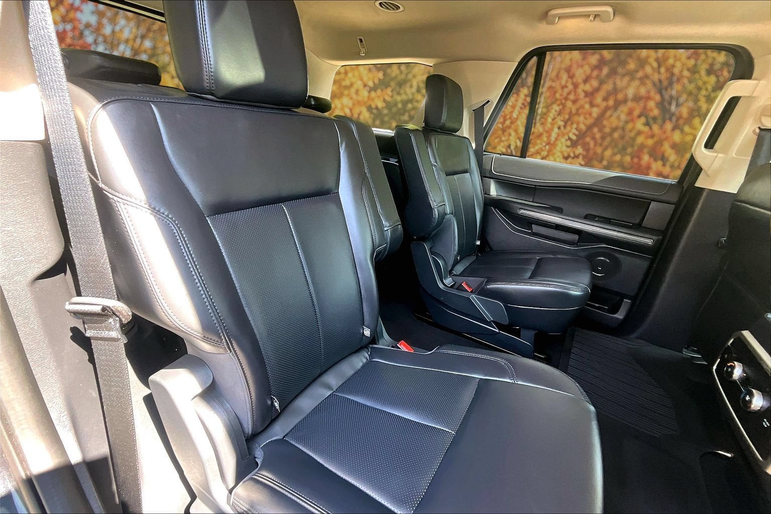 2024 Ford Expedition XLT HIGH PACKAGE