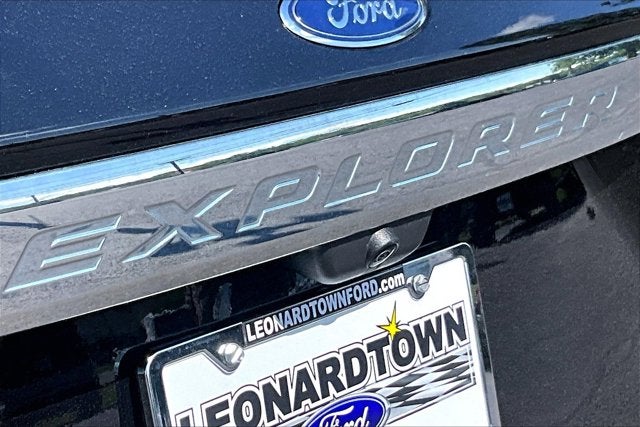 2023 Ford Explorer Limited PANO ROOF
