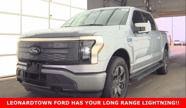 2024 Ford F-150 Lightning LARIAT LONG RANGE PANO ROOF