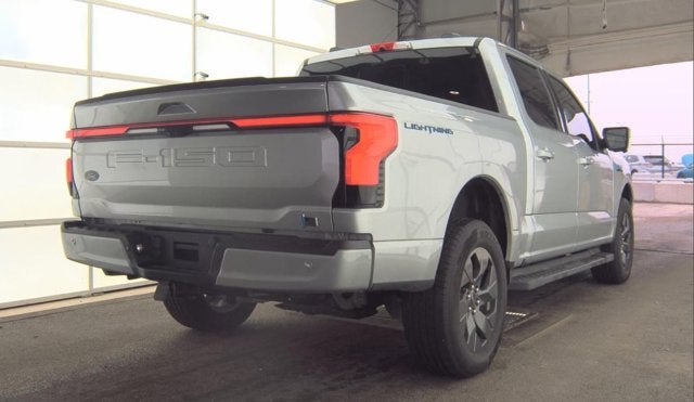 2024 Ford F-150 Lightning LARIAT LONG RANGE PANO ROOF