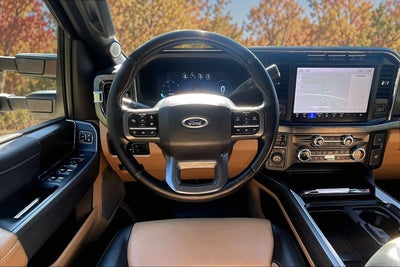 2023 Ford Super Duty F-250 SRW LARIAT