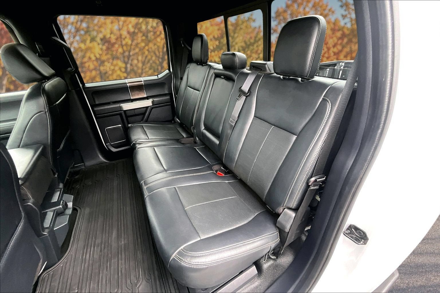 2022 Ford Super Duty F-350 SRW LARIAT