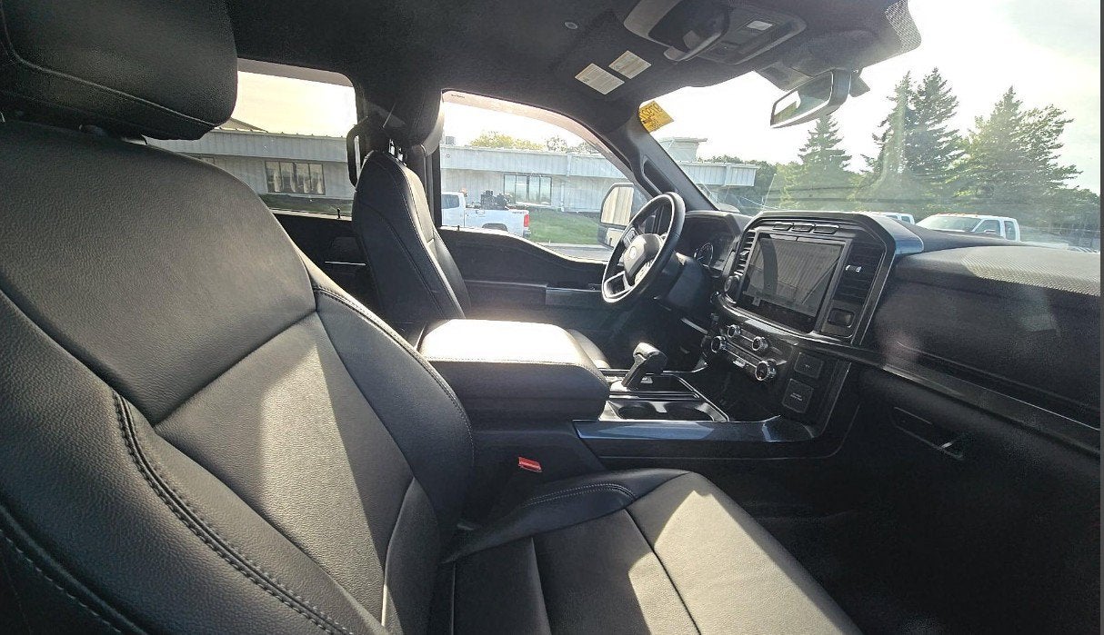 2023 Ford F-150 XLT V8 SPORT