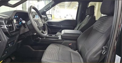 2022 Ford F-150 STX 4WD V8