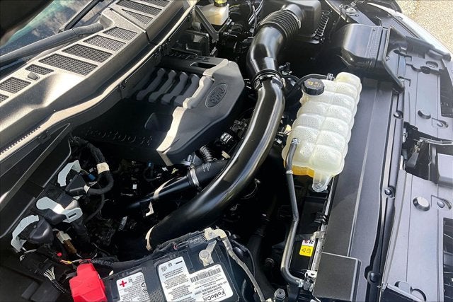 2022 Ford F-150 STX 4WD CREW CAB