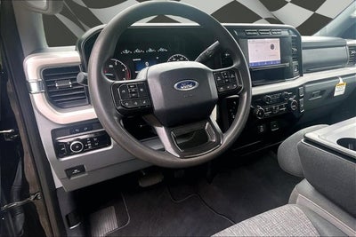 2023 Ford Super Duty F-450 DRW XLT