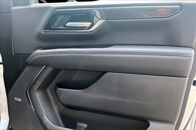 2025 GMC Yukon Elevation