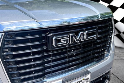 2025 GMC Yukon Elevation