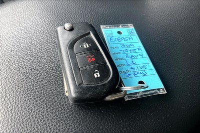 2019 Toyota RAV4 LE