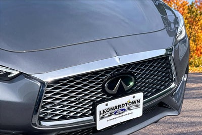 2022 INFINITI Q60 LUXE