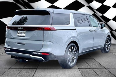 2024 Kia Carnival EX