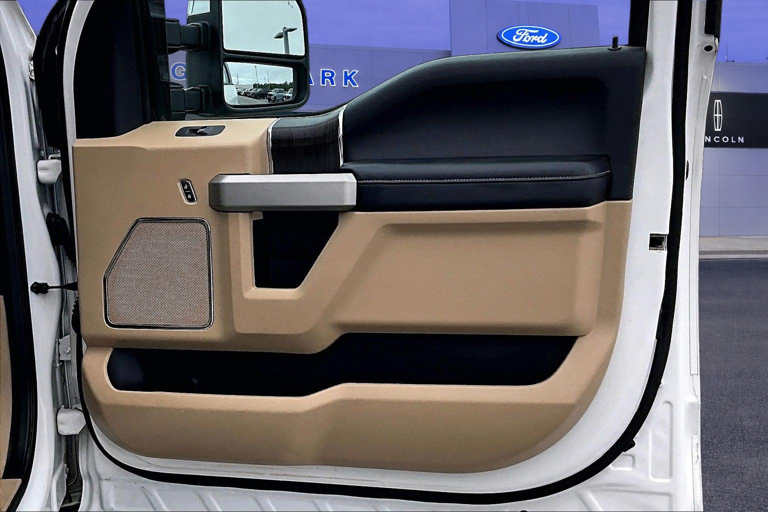 2020 Ford Super Duty F-250 SRW LARIAT