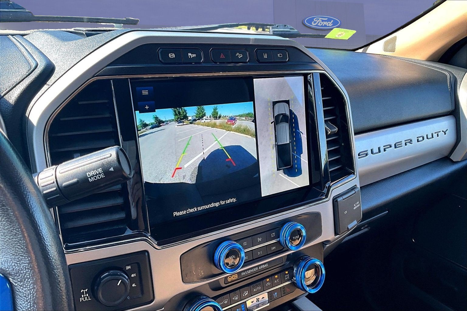 2022 Ford Super Duty F-350 SRW LARIAT
