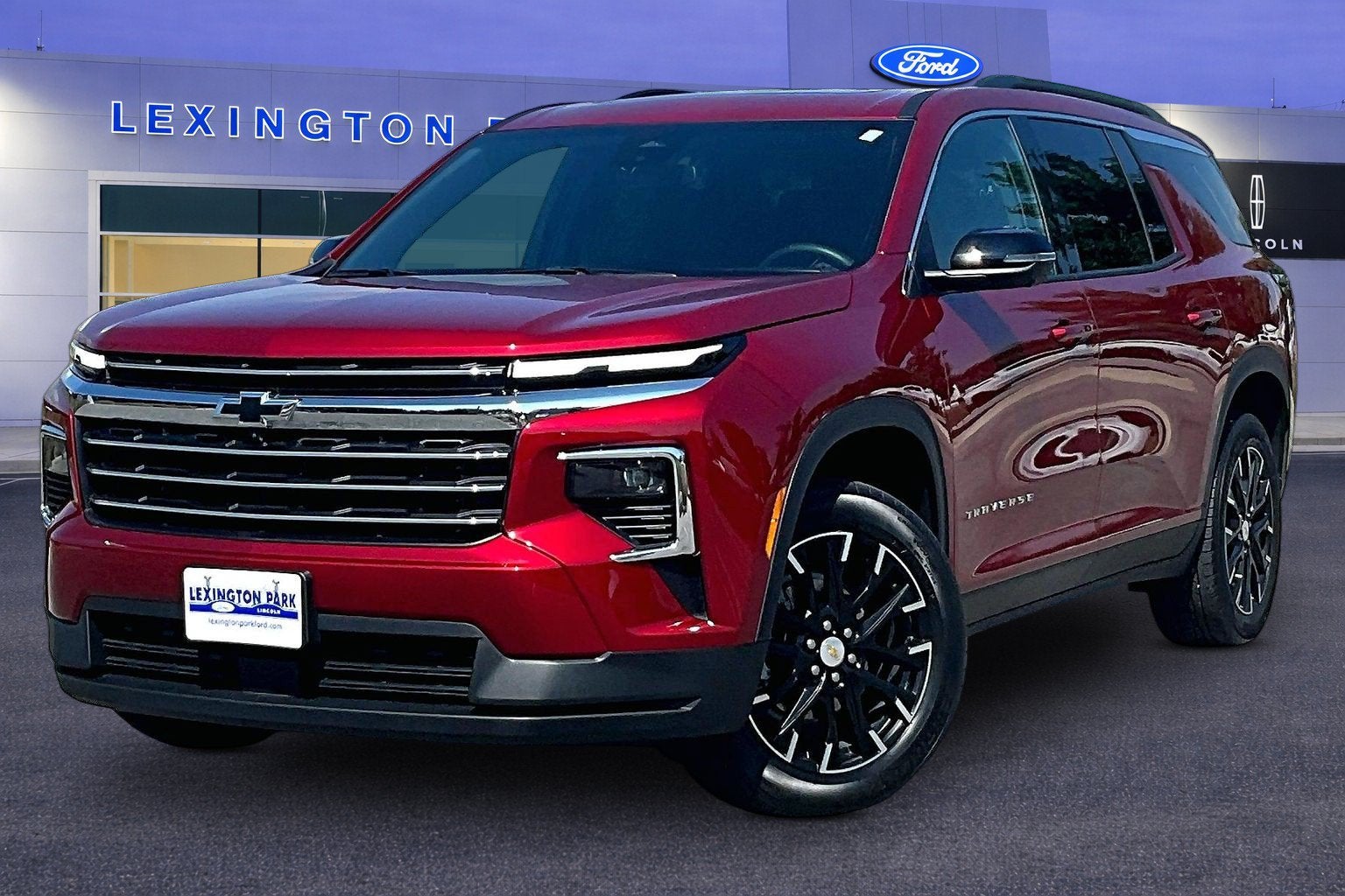 2025 Chevrolet Traverse FWD LT