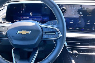 2025 Chevrolet Traverse AWD LT
