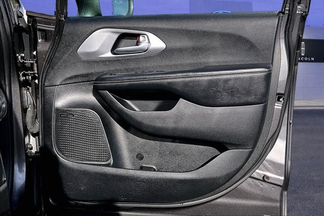 2019 Chrysler Pacifica Touring L Plus