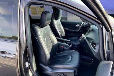 2019 Chrysler Pacifica Touring L Plus