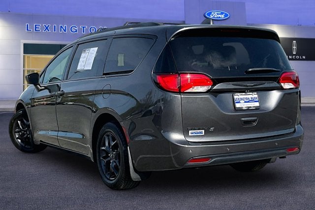 2019 Chrysler Pacifica Touring L Plus