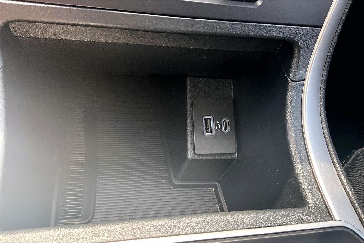 2024 Ford Edge SE
