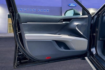 2023 Toyota Camry Hybrid LE