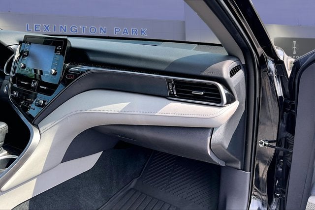 2023 Toyota Camry Hybrid LE