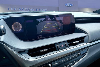 2019 Lexus ES ES 300h Luxury