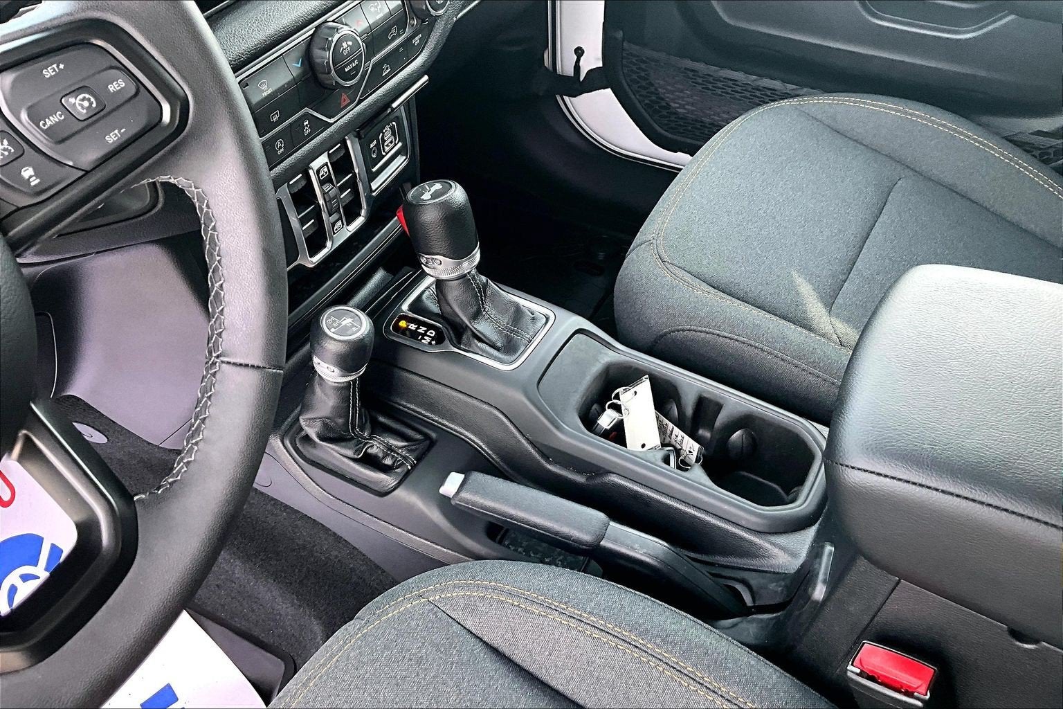 2025 Jeep Wrangler 4-Door Summit 4x4