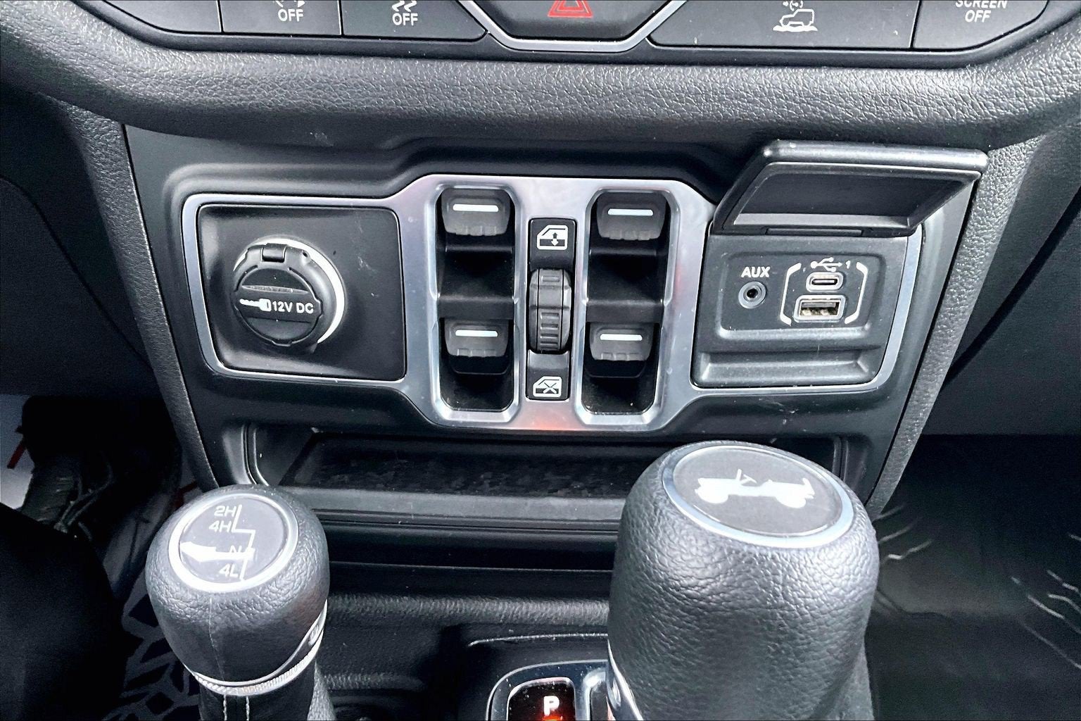 2025 Jeep Wrangler 4-Door Summit 4x4