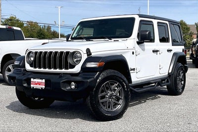 2025 Jeep Wrangler 4-Door Summit 4x4