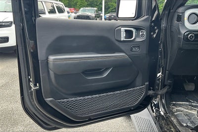 2024 Jeep Wrangler 4-Door Sahara 4x4
