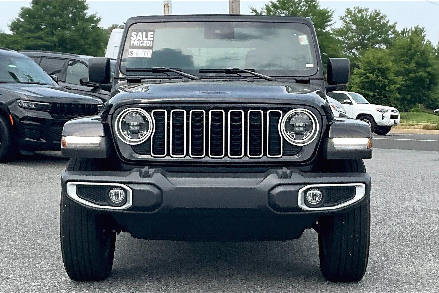 2024 Jeep Wrangler 4-Door Sahara 4x4