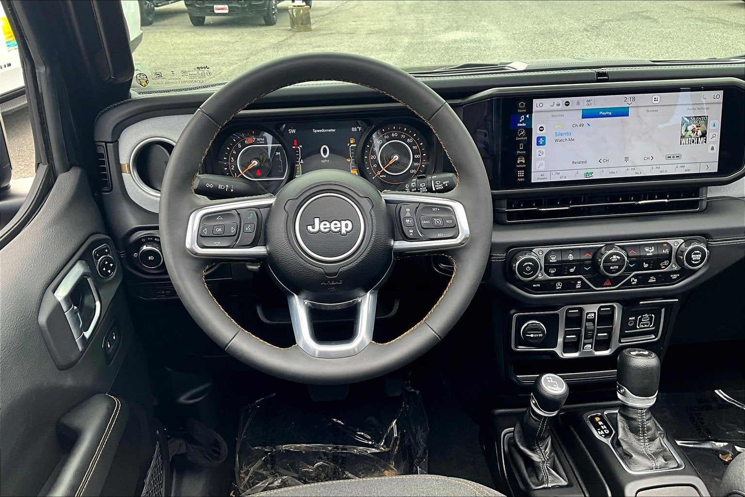 2024 Jeep Wrangler 4-Door Sahara 4x4