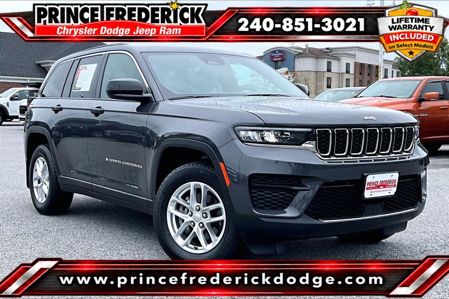 2025 Jeep Grand Cherokee Laredo X 4x4