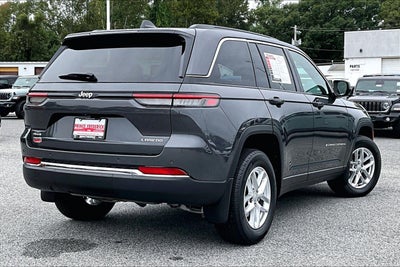 2025 Jeep Grand Cherokee Laredo X 4x4