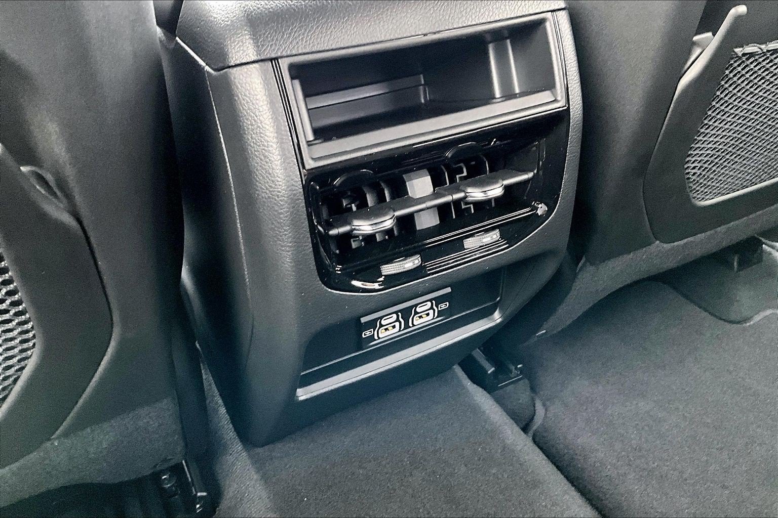 2025 Jeep Grand Cherokee Laredo X 4x4
