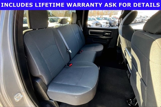2024 RAM 1500 Classic Warlock Crew Cab 4x4 5'7' Box
