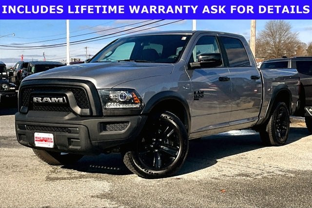 2024 RAM 1500 Classic Warlock Crew Cab 4x4 5'7' Box