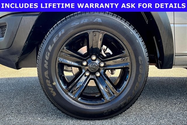 2024 RAM 1500 Classic Warlock Crew Cab 4x4 5'7' Box