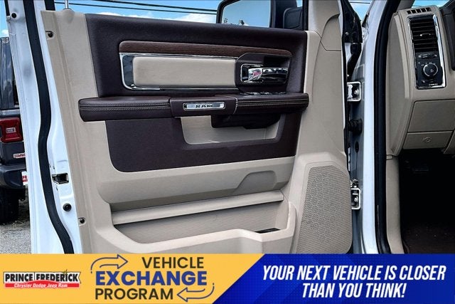 2018 RAM 1500 Laramie Crew Cab 4x4 5'7' Box