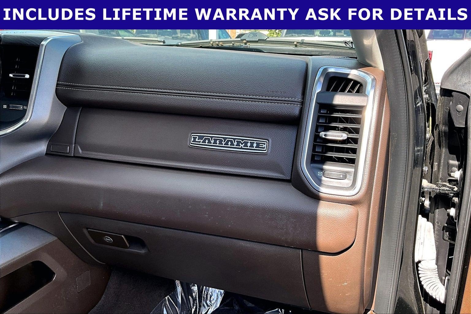 2025 RAM 1500 Laramie Crew Cab 4x4 5'7' Box