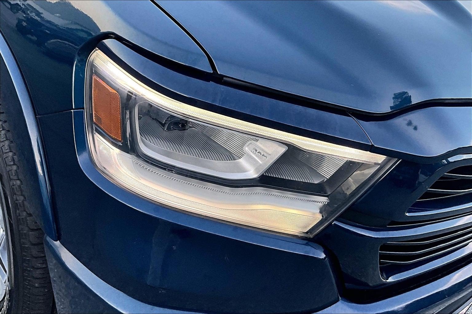 2022 RAM 1500 Laramie Crew Cab 4x4 5'7' Box