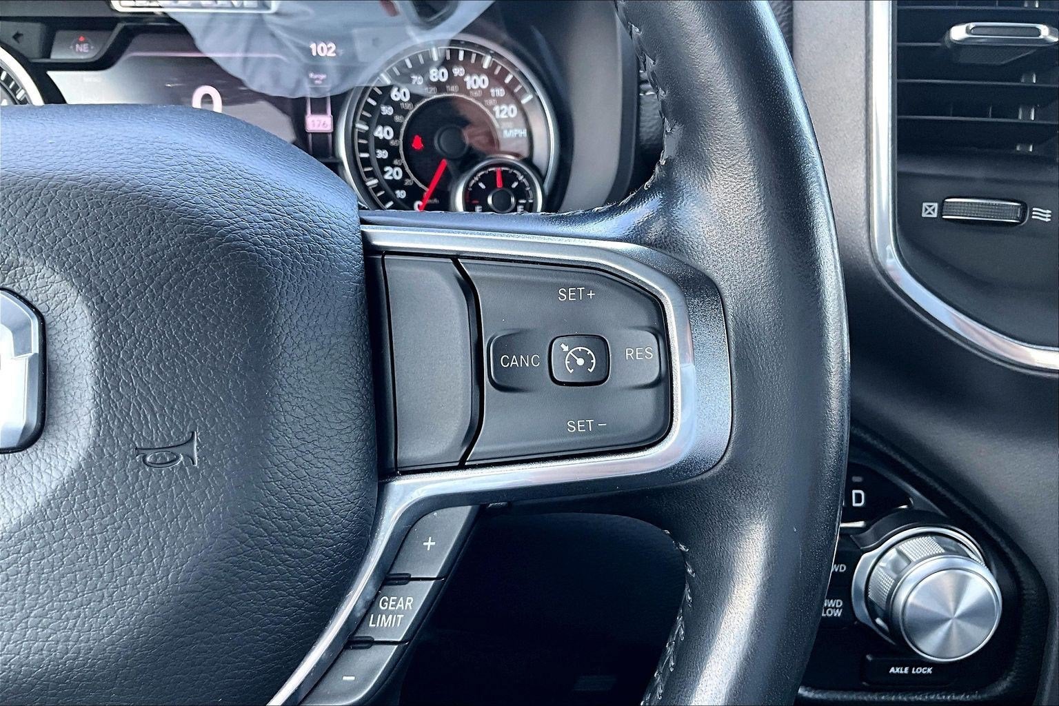 2021 RAM 1500 Laramie Crew Cab 4x4 5'7' Box